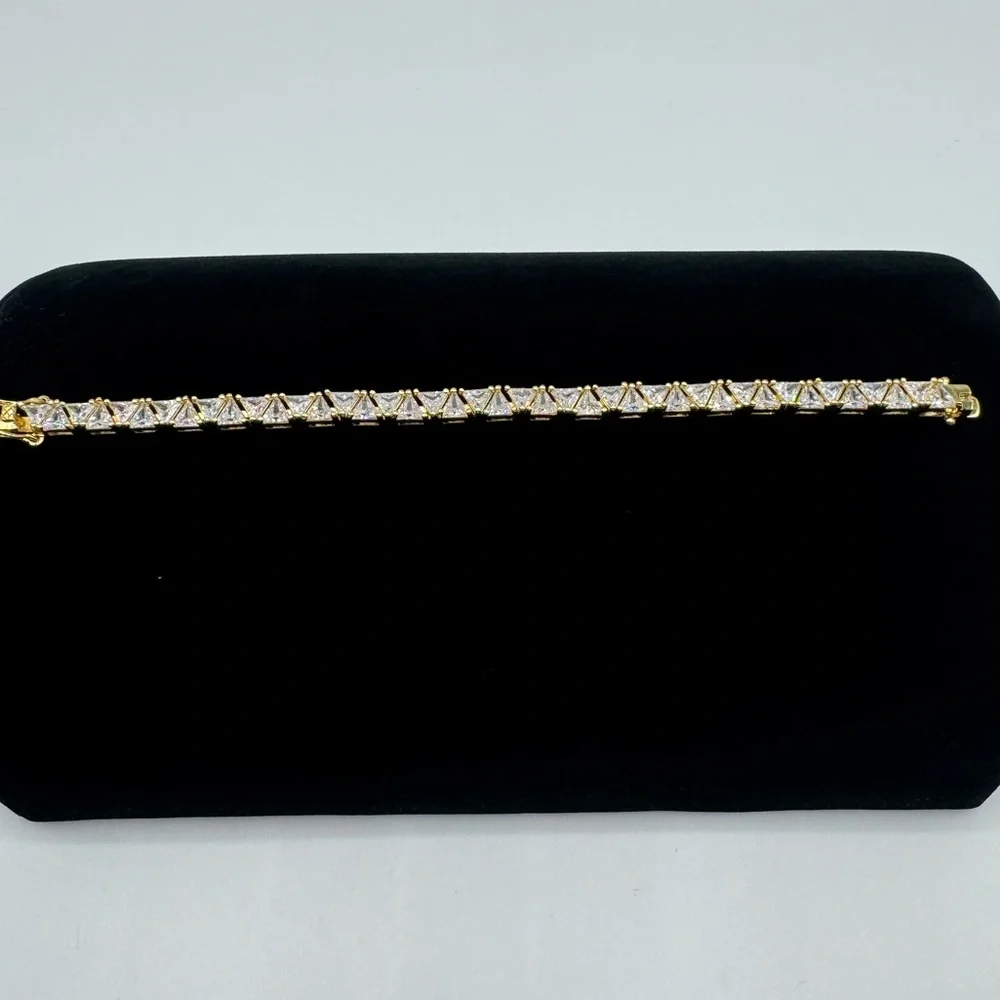 18k 13ct Trillion Tennis Bracelet - Picture 11 of 16